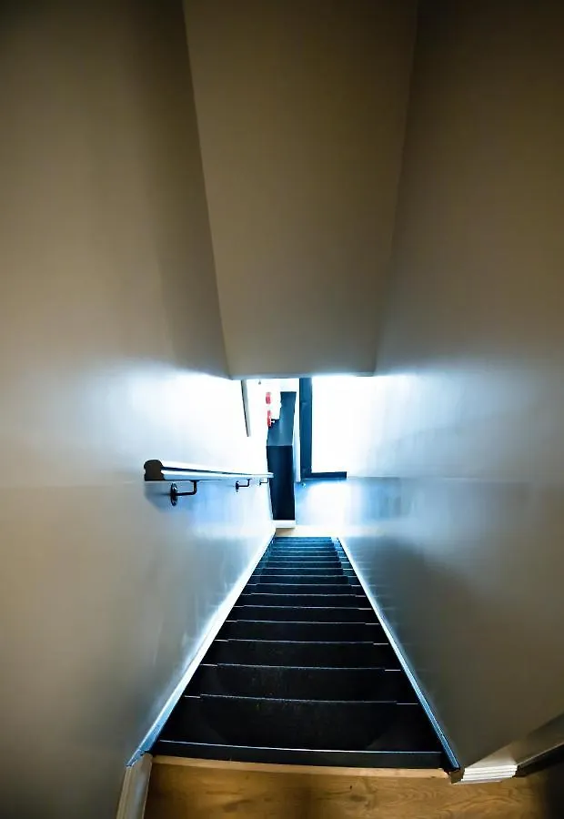 Luxury Suites Ambassador Antwerpen 0*,  België